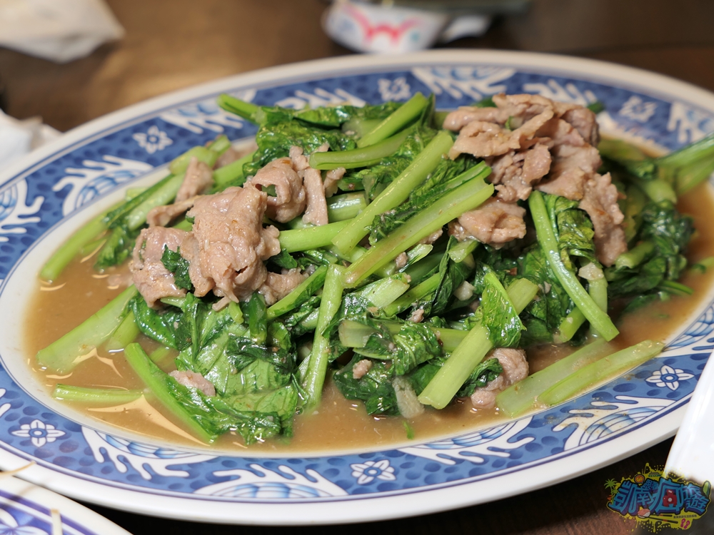 ▲沙茶羊肉，同樣選用台灣在地的羊肉，肉質軟嫩、完全沒有腥羶味，配上青菜一同快炒，熱呼呼香噴噴的上桌，絕對是必點的白飯殺手。